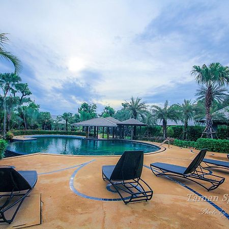 Taman Resort Phitsanulok Exterior photo